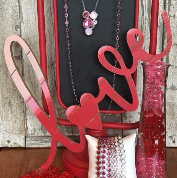 Meet your Posher, Saraphinah - Picture 2 of 3